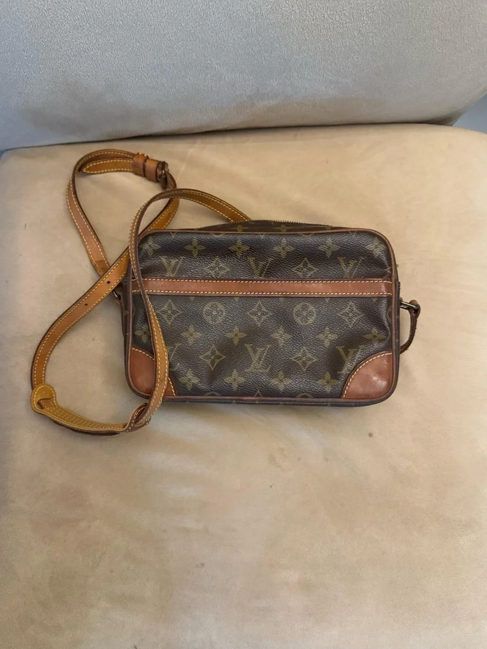 Louis Vuitton Monogram Trocadero 23